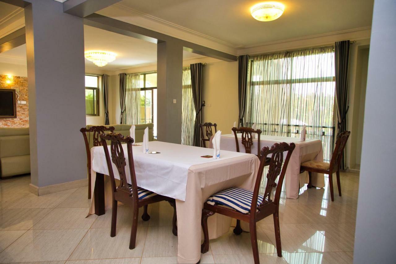 Lakepoint Villa Entebbe Dış mekan fotoğraf